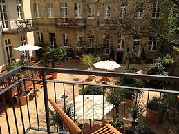 Hotel & Boardinghouse Garden Living