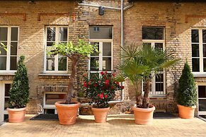 Hotel & Boardinghouse Garden Living