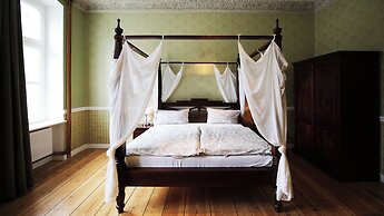 Hotel & Boardinghouse Garden Living