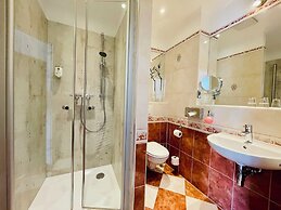 Hotel & Boardinghouse Garden Living