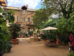 Hotel & Boardinghouse Garden Living