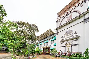 Phu Van Resort & Spa