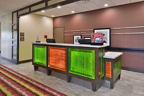 Hampton Inn & Suites Dallas Market Center