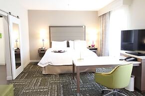 Hampton Inn & Suites Dallas Market Center