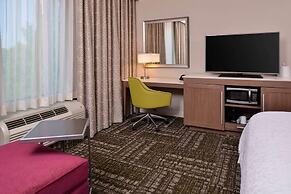 Hampton Inn & Suites Dallas Market Center