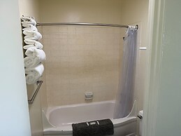 Down Towner Inn