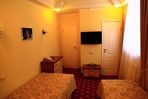 Duna Hotel