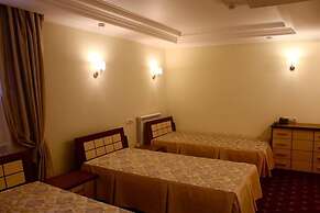 Duna Hotel