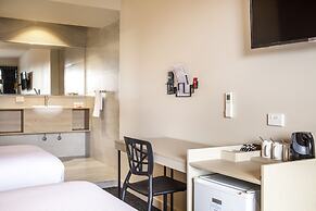 Nightcap at Manhattan Hotel