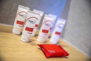 Nightcap at Manhattan Hotel