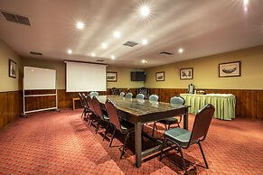 Nightcap at Manhattan Hotel