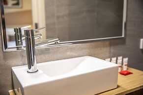 Nightcap at Manhattan Hotel