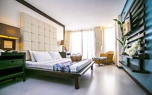 Puerto Del Sol Beach Resort