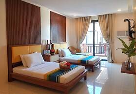 Puerto Del Sol Beach Resort