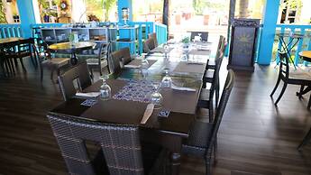 Puerto Del Sol Beach Resort