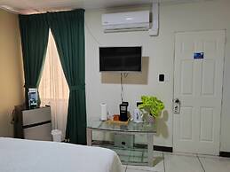 Hotel Bamboo Aeropuerto