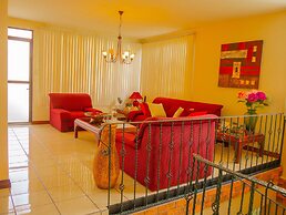 Hotel Bamboo Aeropuerto