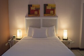 Hotel Bamboo Aeropuerto