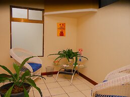 Hotel Bamboo Aeropuerto