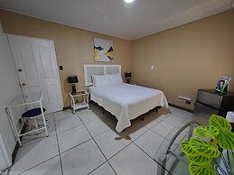 Hotel Bamboo Aeropuerto