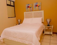 Hotel Bamboo Aeropuerto