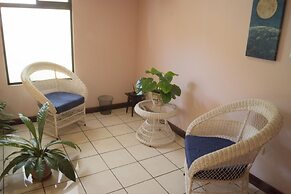 Hotel Bamboo Aeropuerto