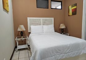 Hotel Bamboo Aeropuerto