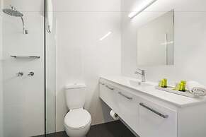 Nightcap at Waltzing Matilda Hotel