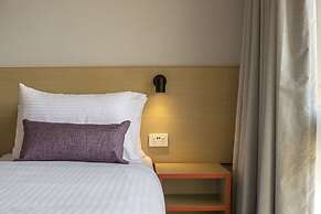 Nightcap at Waltzing Matilda Hotel