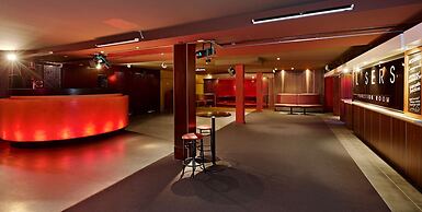 Nightcap at Waltzing Matilda Hotel