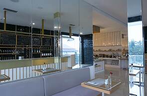 Shakti Hotel Bandung