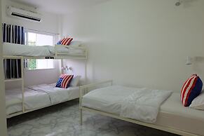 Finlay House - Hostel