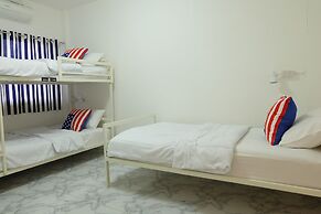 Finlay House - Hostel