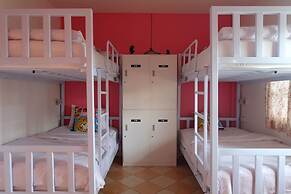 Finlay House - Hostel