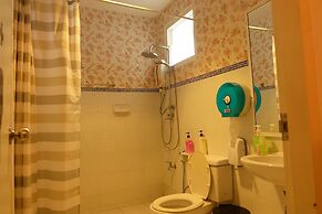 Finlay House - Hostel