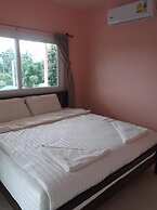 Moon Travel Guesthouse