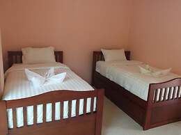 Moon Travel Guesthouse