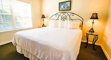 French Quarter Resort by Coolvacay