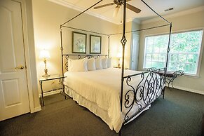 French Quarter Resort by Spinnaker Resorts