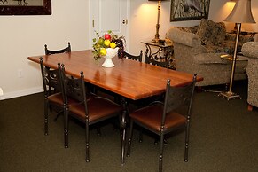 French Quarter Resort by Spinnaker Resorts