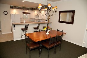 French Quarter Resort by Spinnaker Resorts