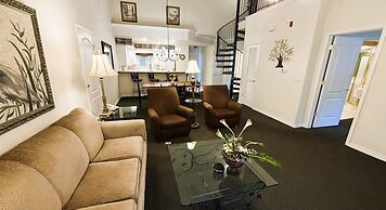 French Quarter Resort by Coolvacay