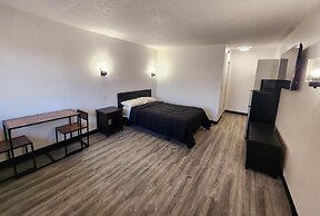 The Hastings Inn Salina