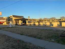 The Hastings Inn Salina