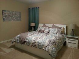 Crystal Cove by CozyKey Vacation Rentals