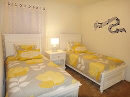 Crystal Cove by CozyKey Vacation Rentals