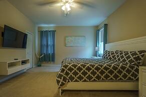 Crystal Cove by CozyKey Vacation Rentals