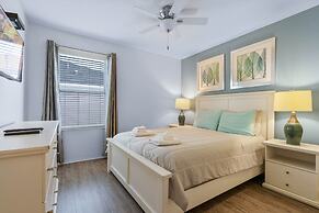 Crystal Cove by CozyKey Vacation Rentals