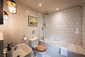 Bel & The Dragon Odiham