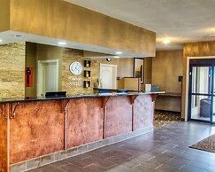 Comfort Suites Plymouth near US-30